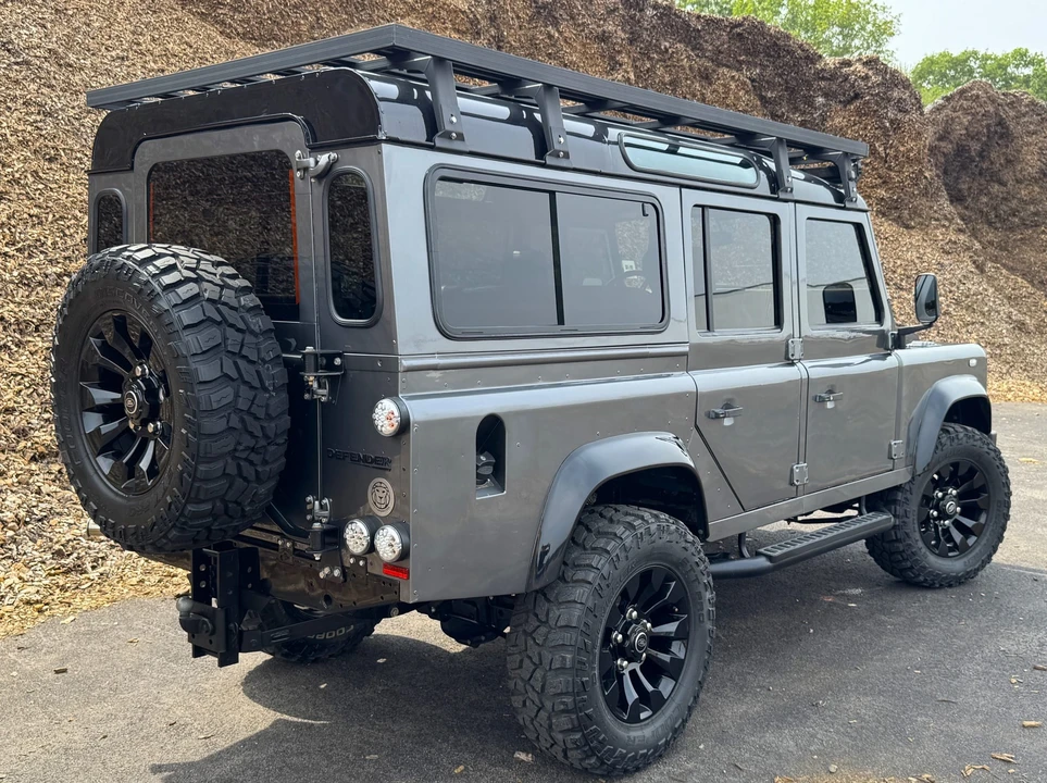 1983 Land Rover Defender 110 - Image 20 of 31