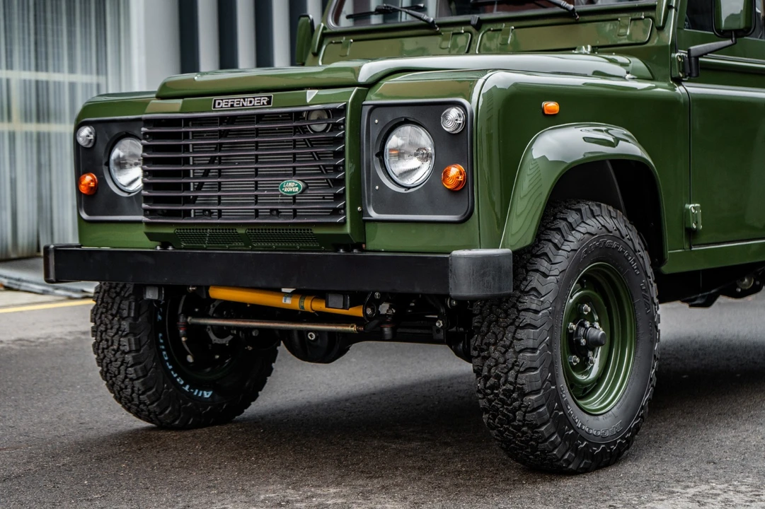 1983 Land Rover Defender 110 - Image 11 of 31
