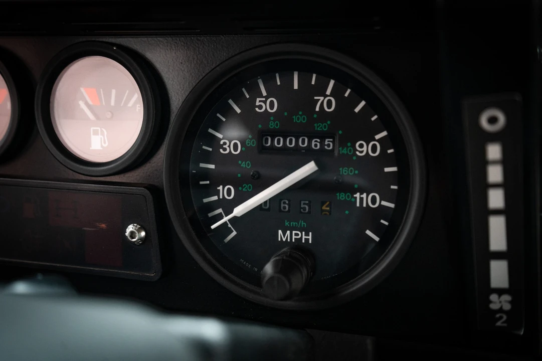 1983 Land Rover Defender 110 - Image 21 of 31