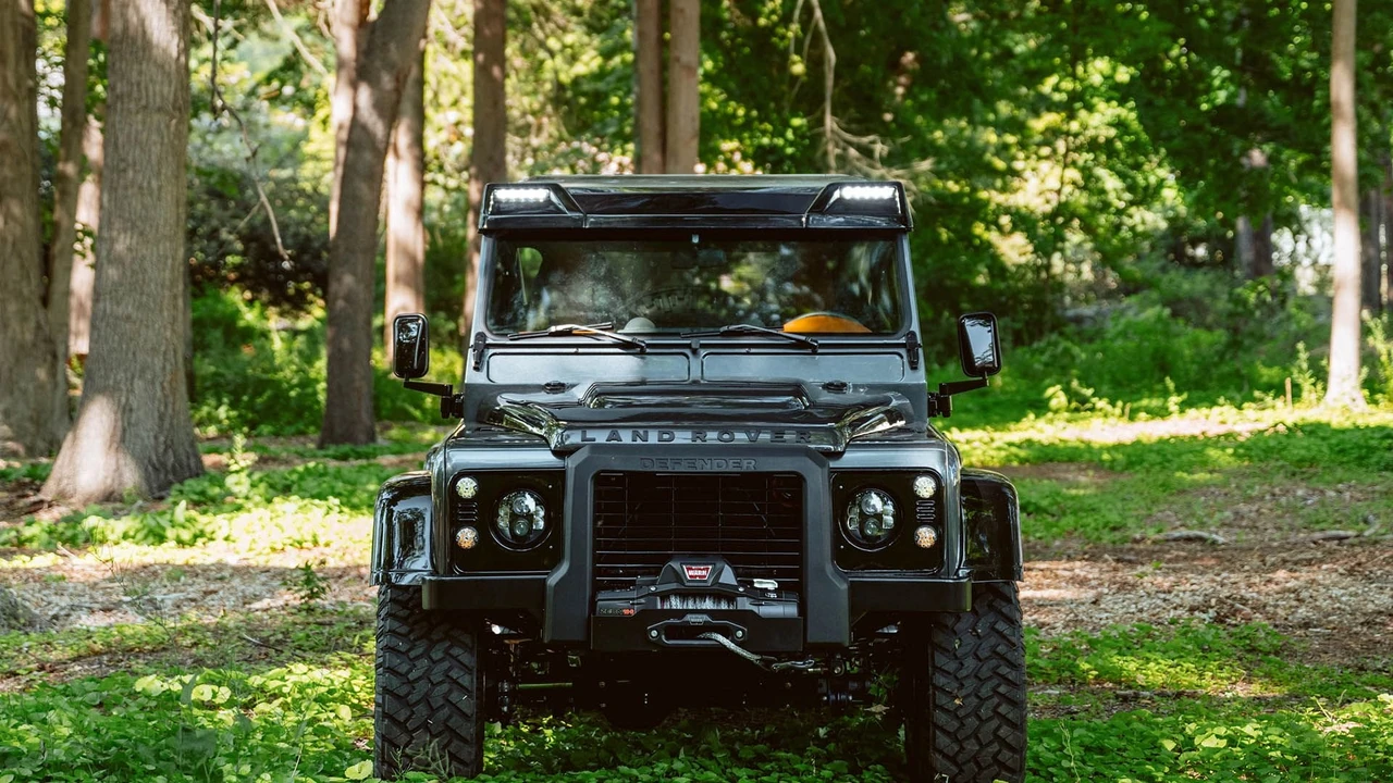 1983 Land Rover Defender 110 - Image 15 of 31