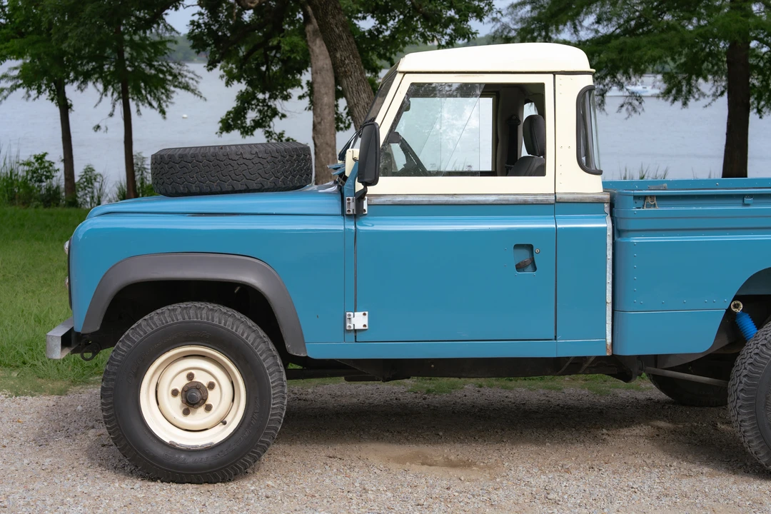 1983 Land Rover Defender 110 - Image 15 of 31