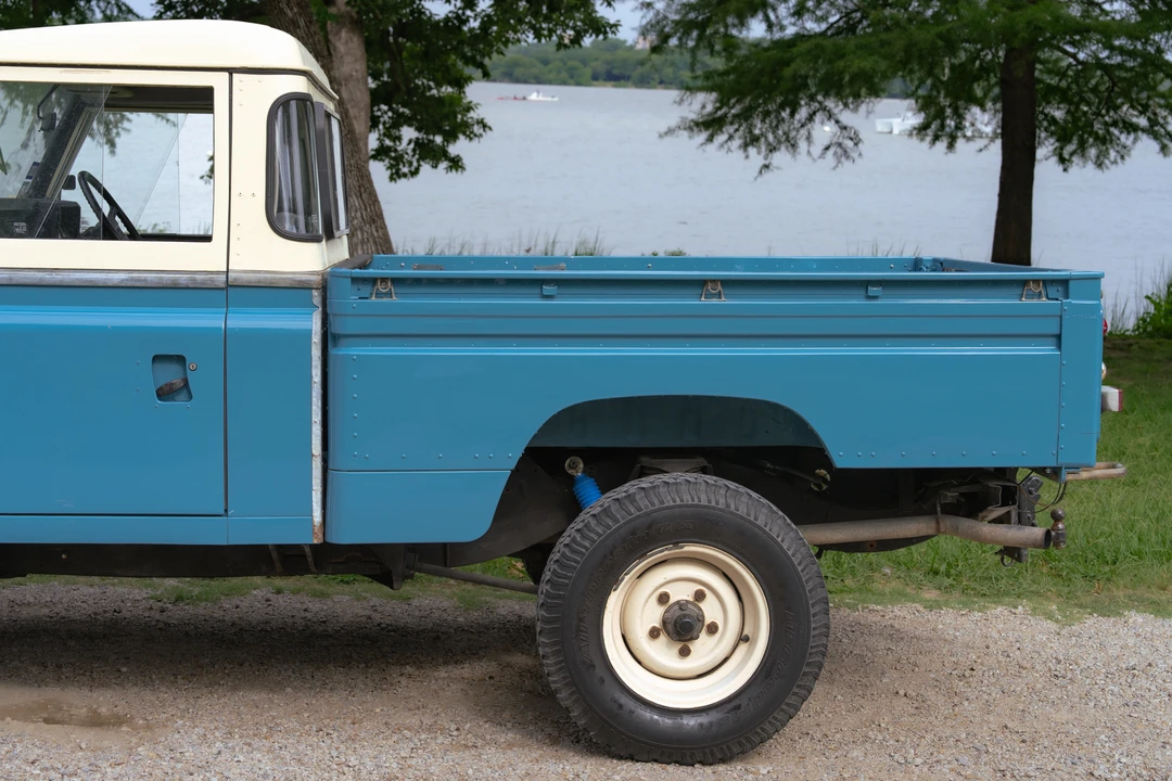 1983 Land Rover Defender 110 - Image 17 of 31