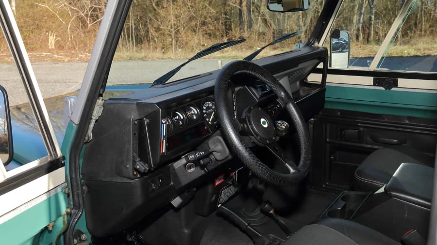 1983 Land Rover Defender 110 - Image 4 of 27