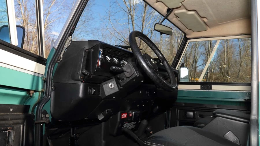 1983 Land Rover Defender 110 - Image 21 of 27