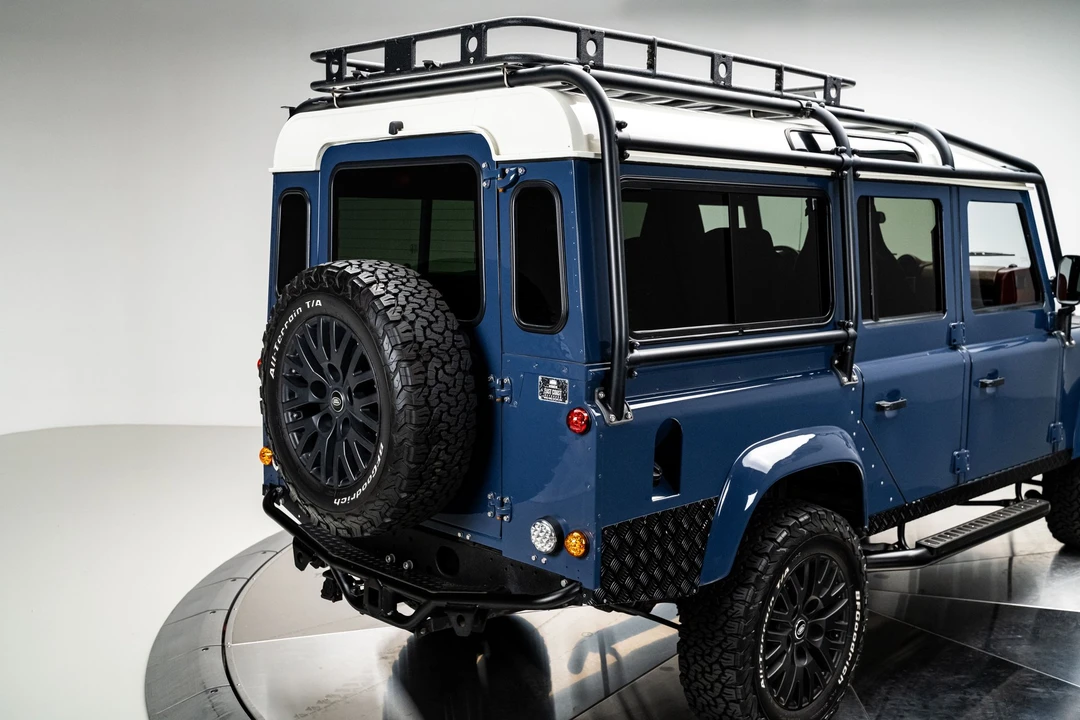 1983 Land Rover Defender 110 - Image 5 of 31