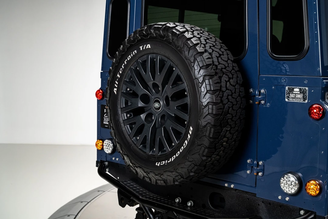 1983 Land Rover Defender 110 - Image 30 of 31