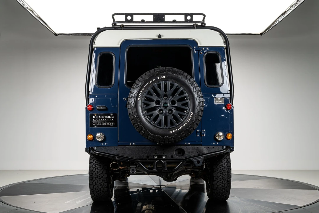 1983 Land Rover Defender 110 - Image 25 of 31