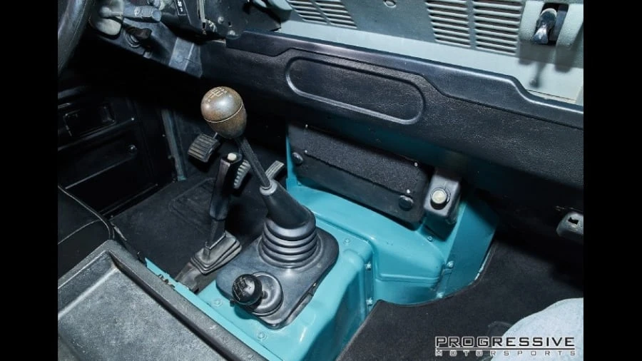 1983 Land Rover Defender 110 - Image 4 of 7