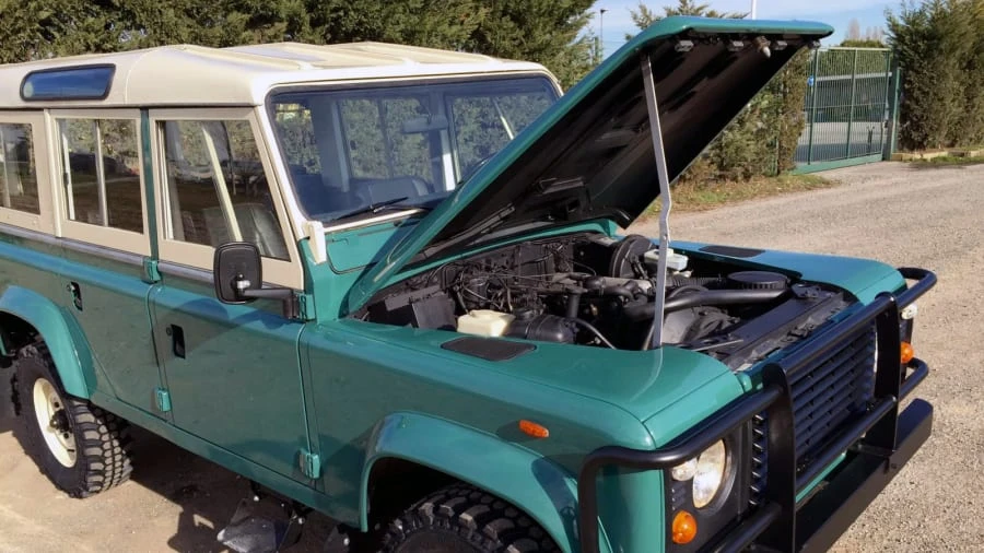 1983 Land Rover Defender 110 - Image 9 of 10