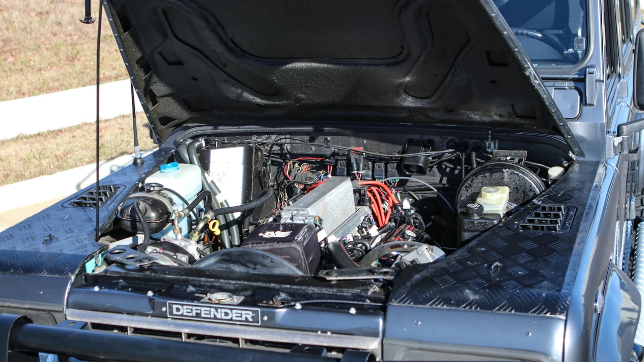 1983 Land Rover Defender 110 - Image 5 of 31