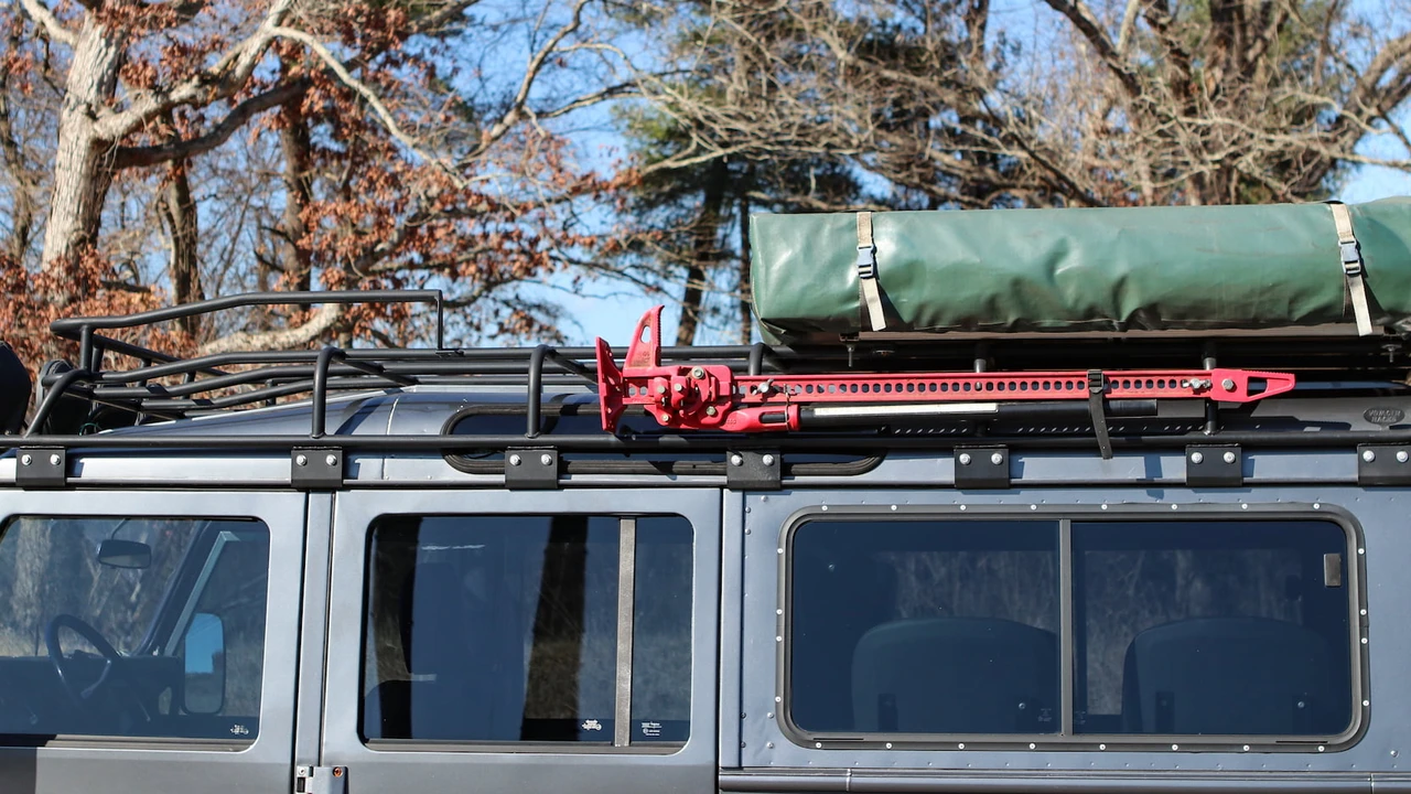 1983 Land Rover Defender 110 - Image 8 of 31