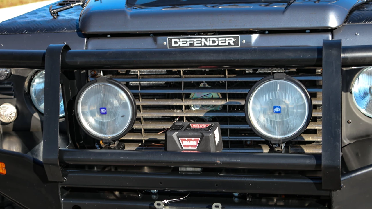 1983 Land Rover Defender 110 - Image 16 of 31