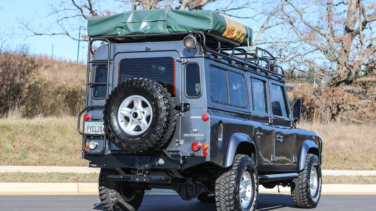 1983 Land Rover Defender 110 - Image 24 of 31