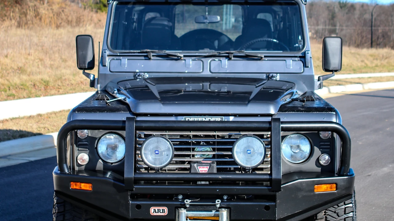 1983 Land Rover Defender 110 - Image 30 of 31