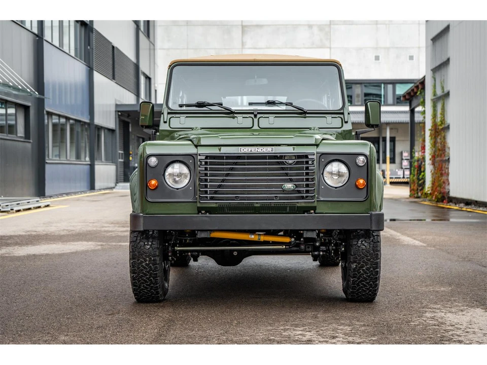 1983 Land Rover Defender 110 - Image 7 of 31