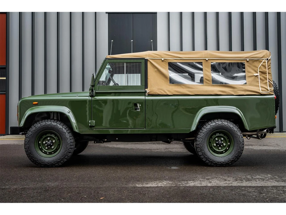 1983 Land Rover Defender 110 - Image 6 of 31