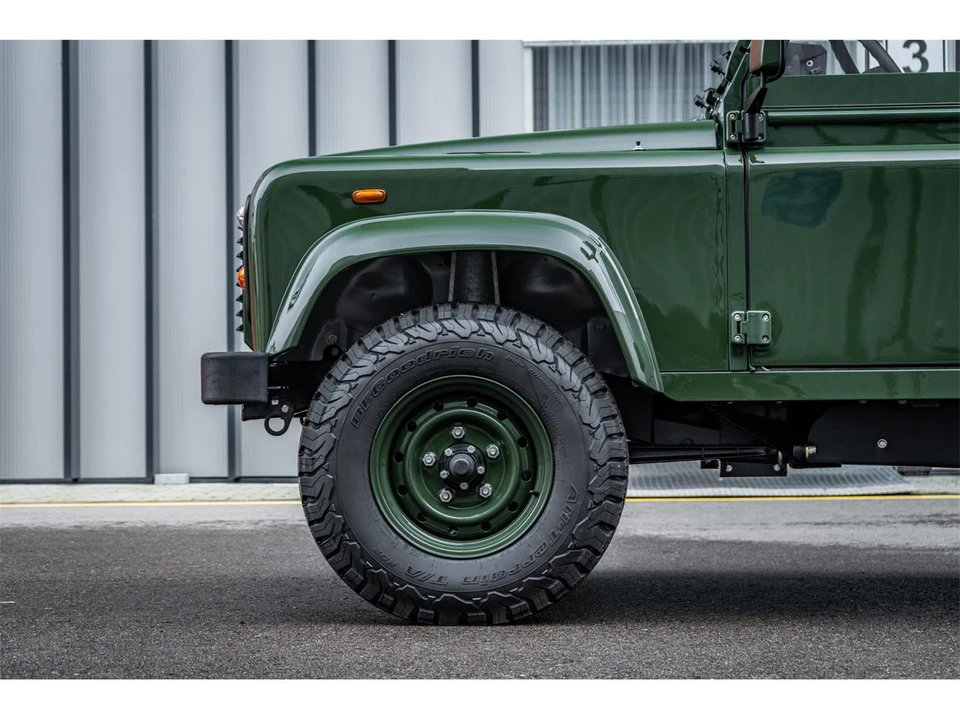 1983 Land Rover Defender 110 - Image 16 of 31