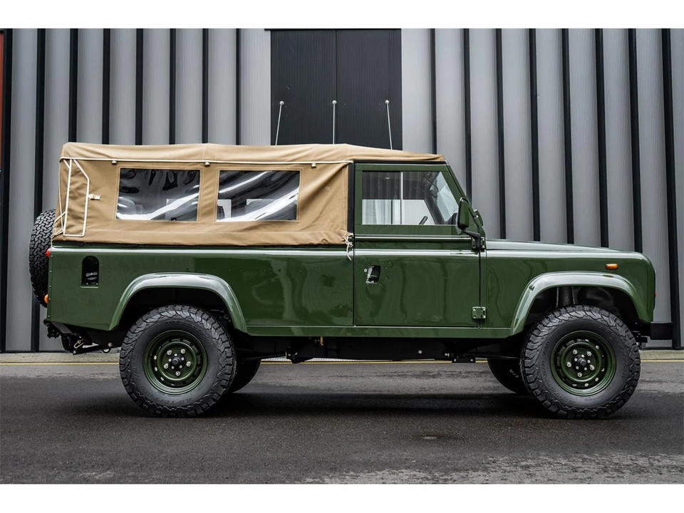 1983 Land Rover Defender 110 - Image 5 of 31