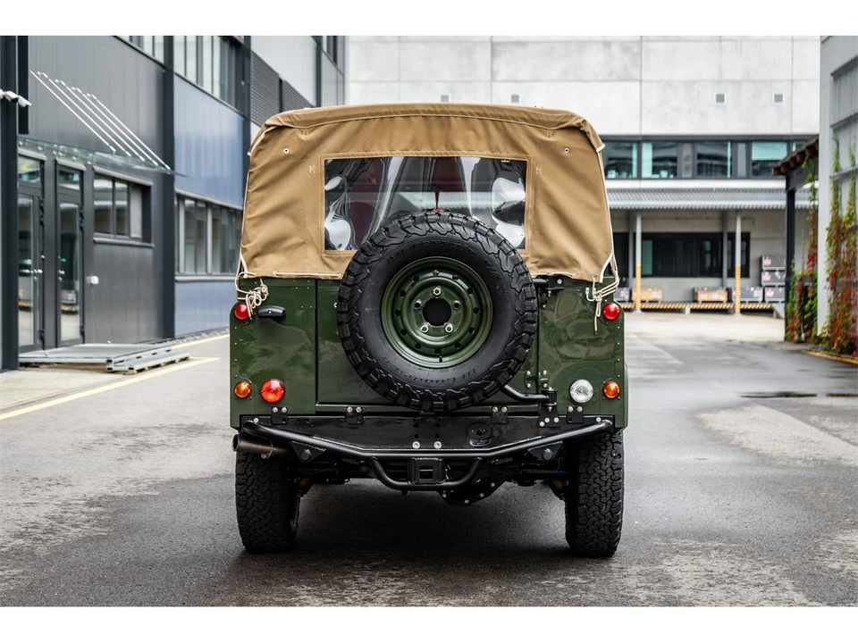 1983 Land Rover Defender 110 - Image 8 of 31