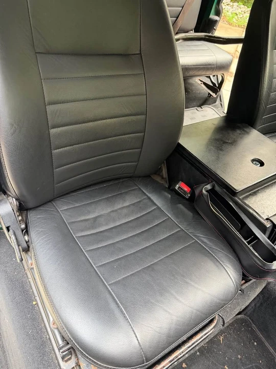 1983 Land Rover Defender 110 - Image 13 of 20
