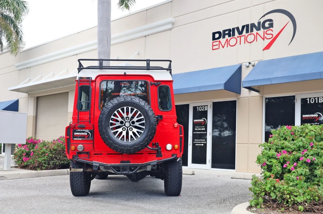 1983 Land Rover Defender 110 - Image 12 of 21