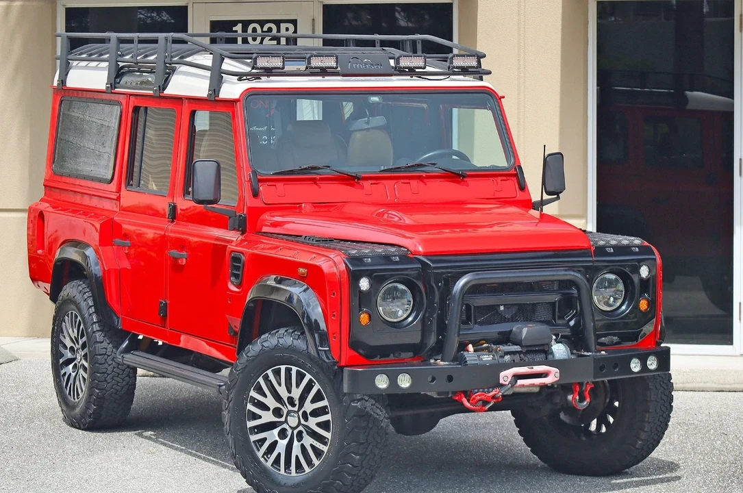 1983 Land Rover Defender 110 - Image 2 of 21