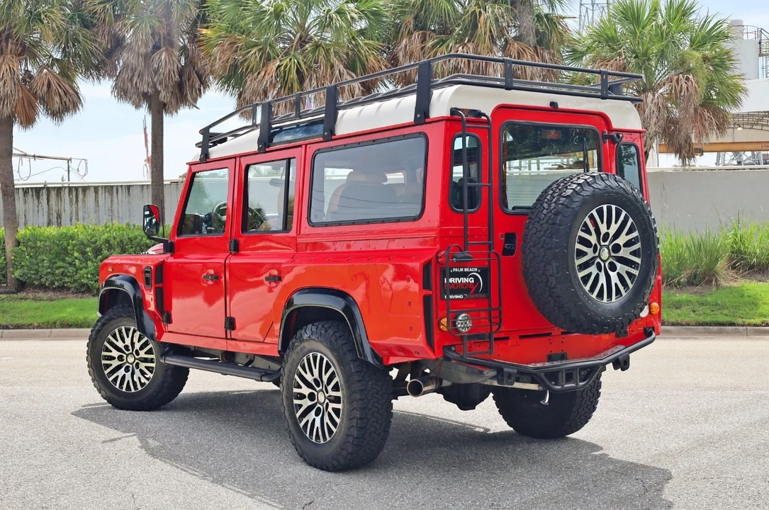 1983 Land Rover Defender 110 - Image 17 of 21