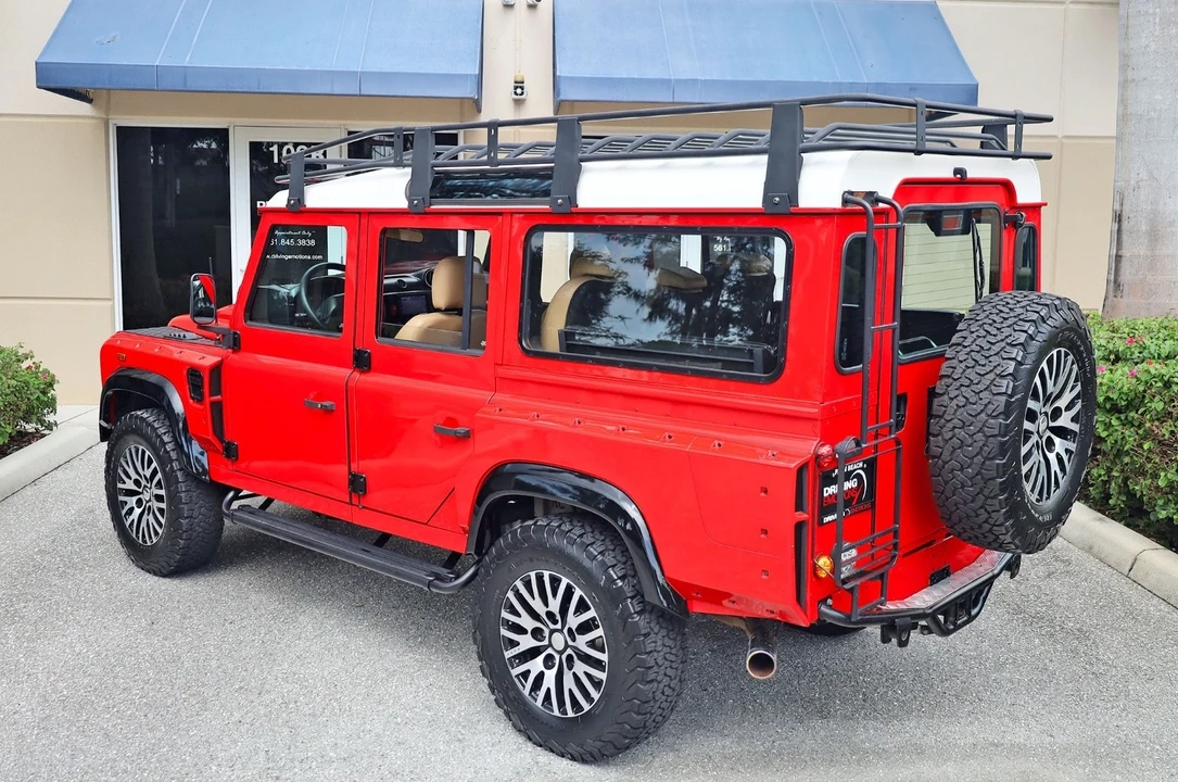 1983 Land Rover Defender 110 - Image 8 of 21