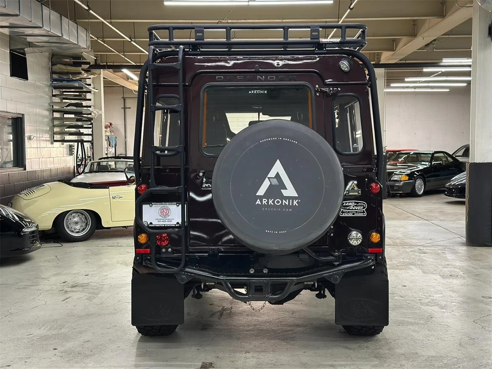1983 Land Rover Defender 110 - Image 5 of 31