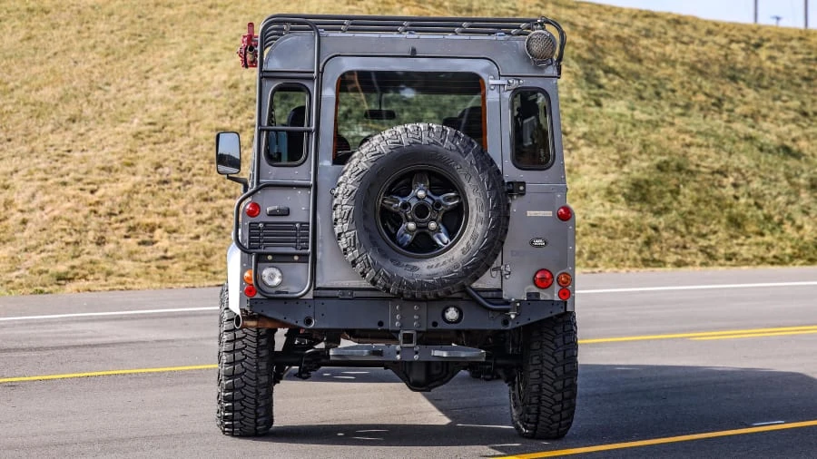 1983 Land Rover Defender 110 - Image 4 of 31