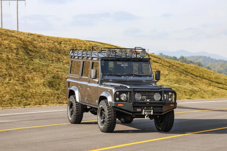 1983 Land Rover Defender 110 - Image 9 of 31