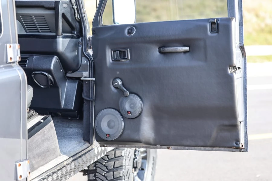 1983 Land Rover Defender 110 - Image 28 of 31