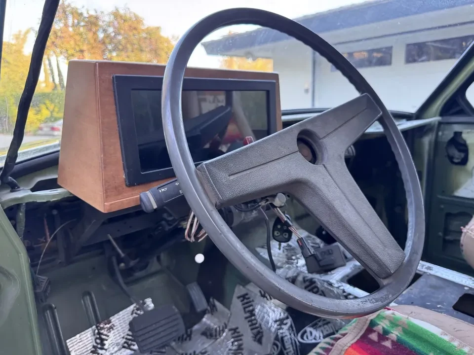 1983 Land Rover Range Rover Classic - Image 10 of 10