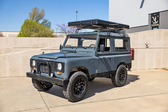 1983 Land Rover Santana 88