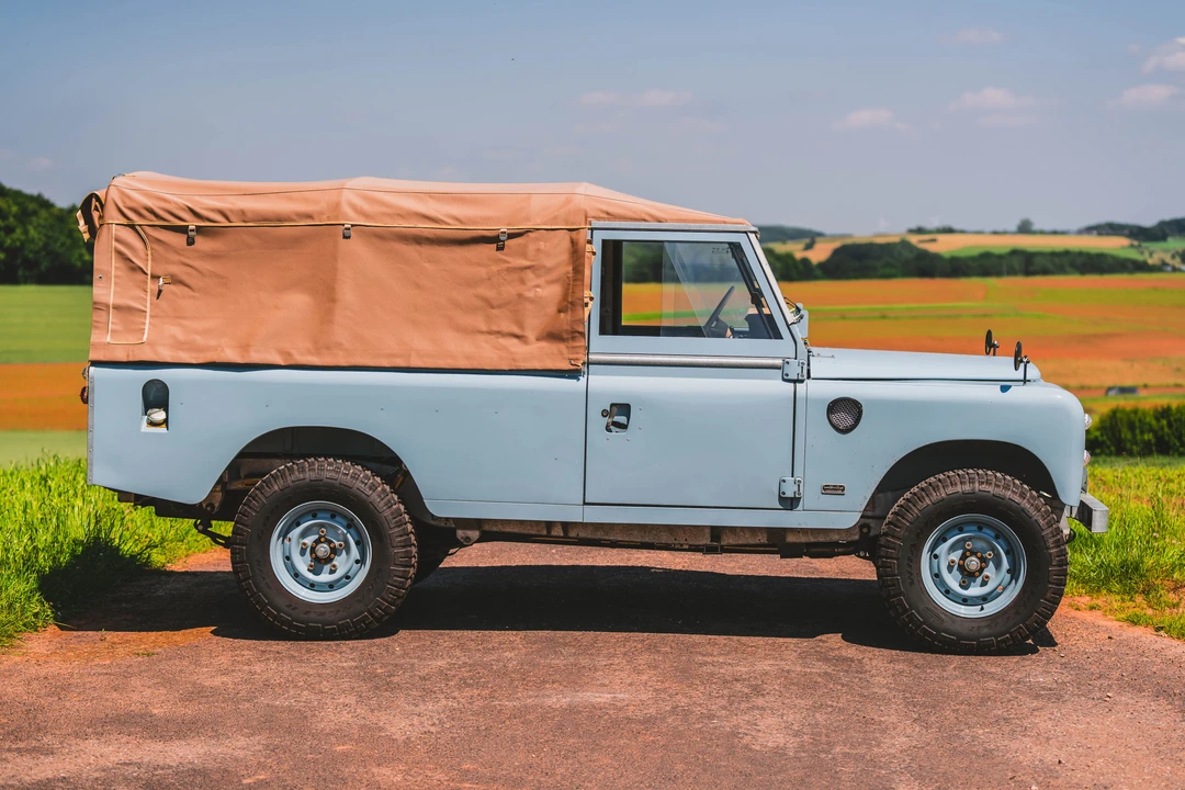 1983 Land Rover Series III 109 - Image 16 of 31