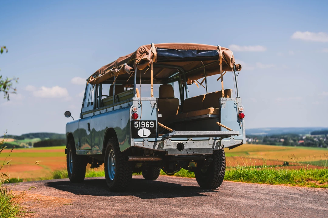 1983 Land Rover Series III 109 - Image 5 of 31