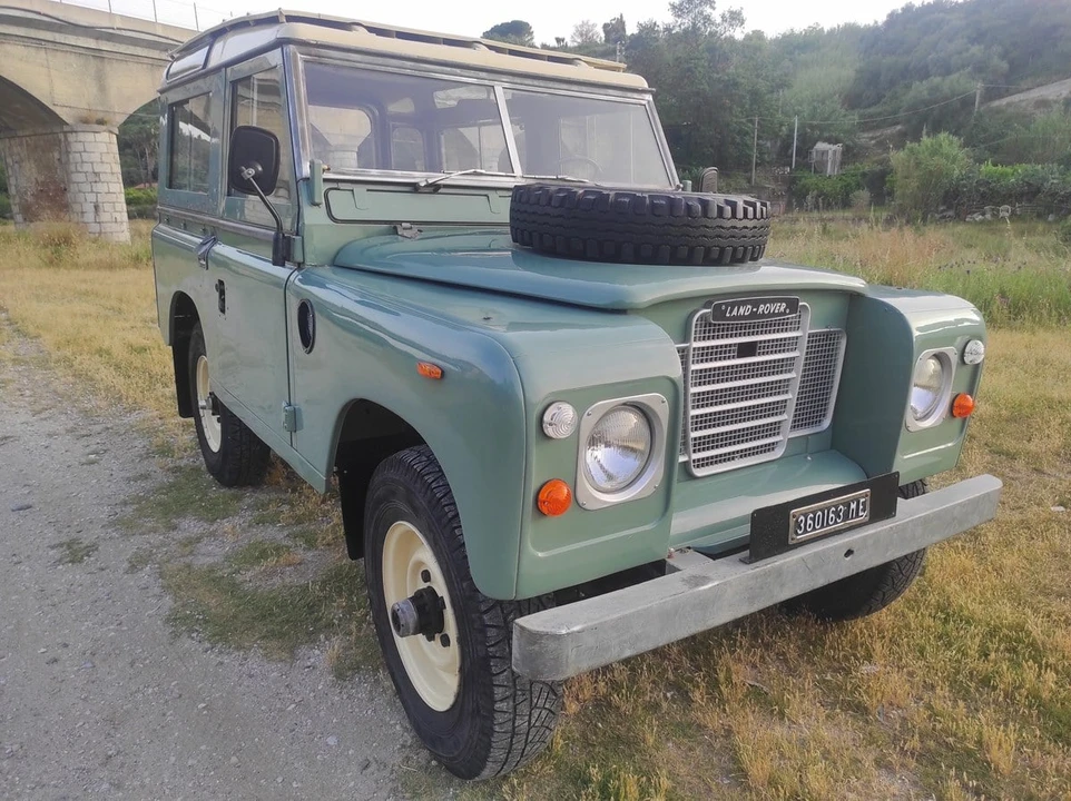 1982 Land Rover Series III 88 - Image 2 of 30