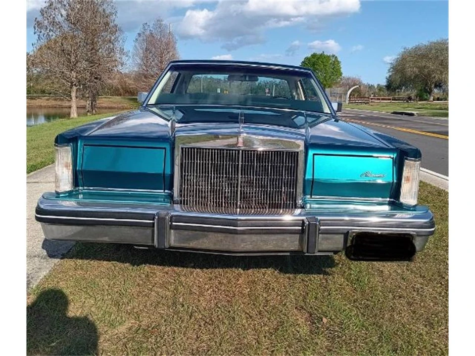 1983 Lincoln Continental 7th Gen - Image 4 of 14