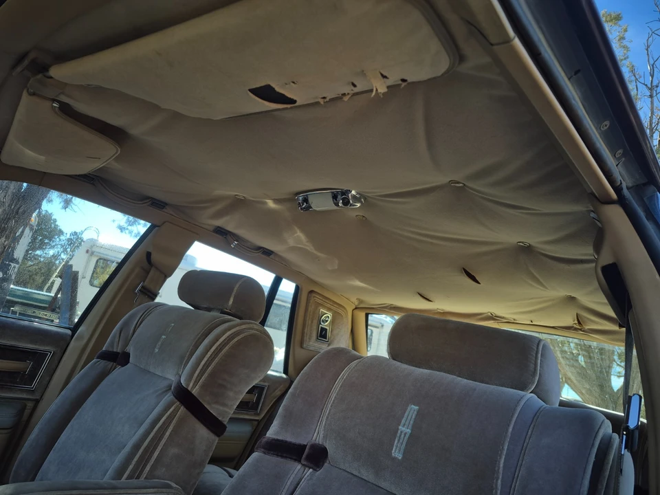 1983 Lincoln Continental 7th Gen - Image 17 of 20