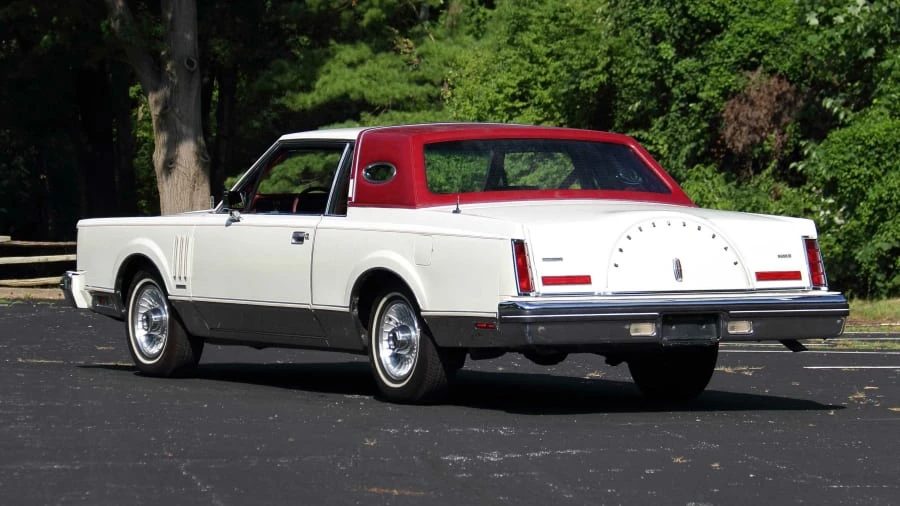 1983 Lincoln Continental Mark VI - Image 3 of 20