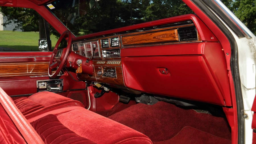 1983 Lincoln Continental Mark VI - Image 5 of 20