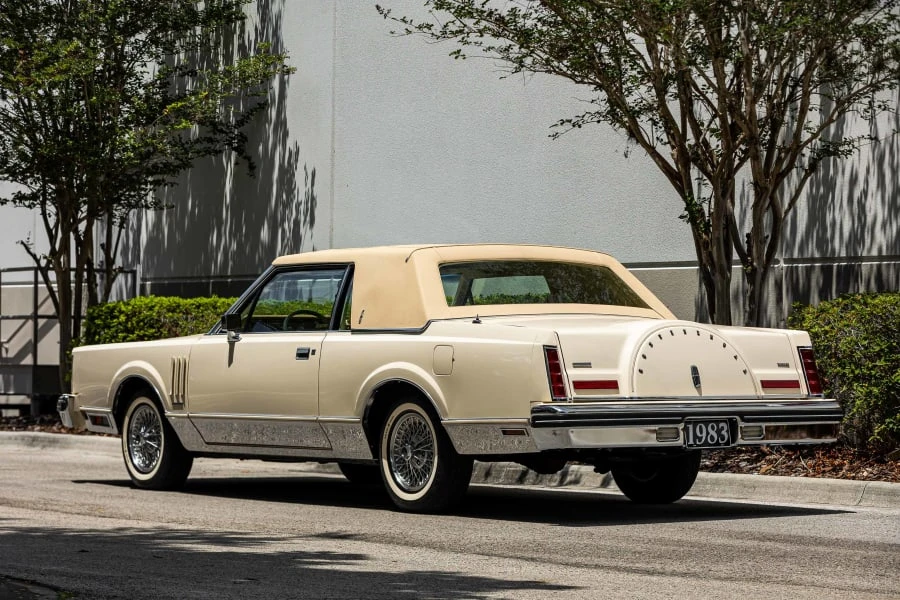 1983 Lincoln Continental Mark VI - Image 3 of 31