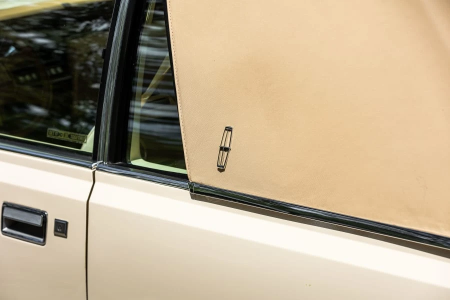 1983 Lincoln Continental Mark VI - Image 11 of 31