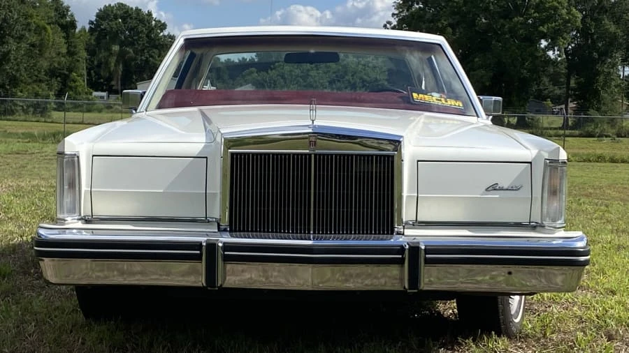 1983 Lincoln Continental Mark VI - Image 3 of 19