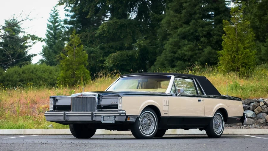 1983 Lincoln Continental Mark VI - Image 28 of 29