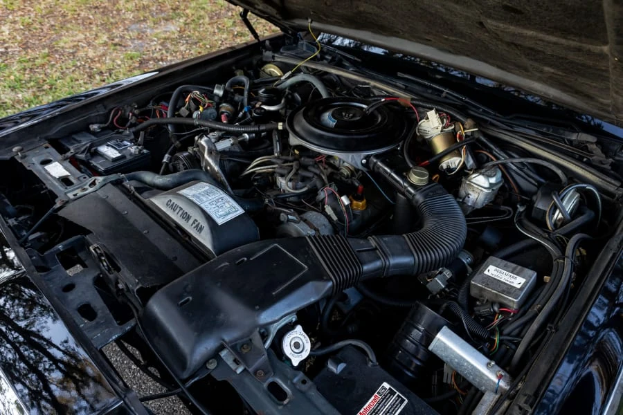1983 Lincoln Continental Mark VI - Image 7 of 29