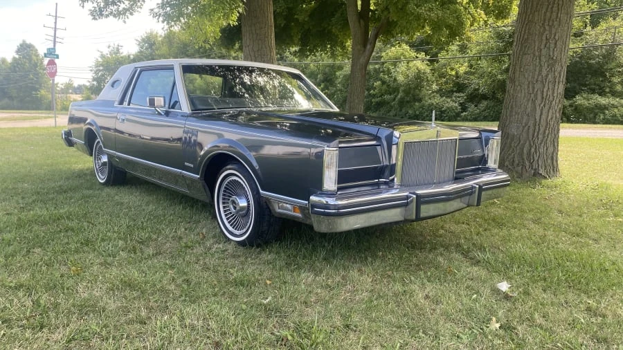 1983 Lincoln Continental Mark VI - Image 4 of 5