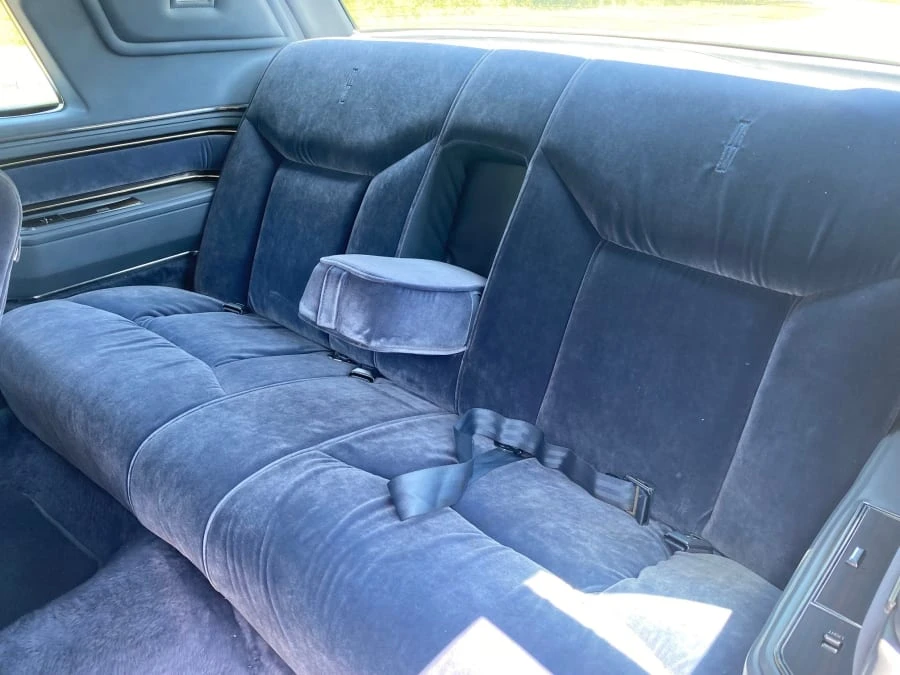 1983 Lincoln Continental Mark VI - Image 8 of 13