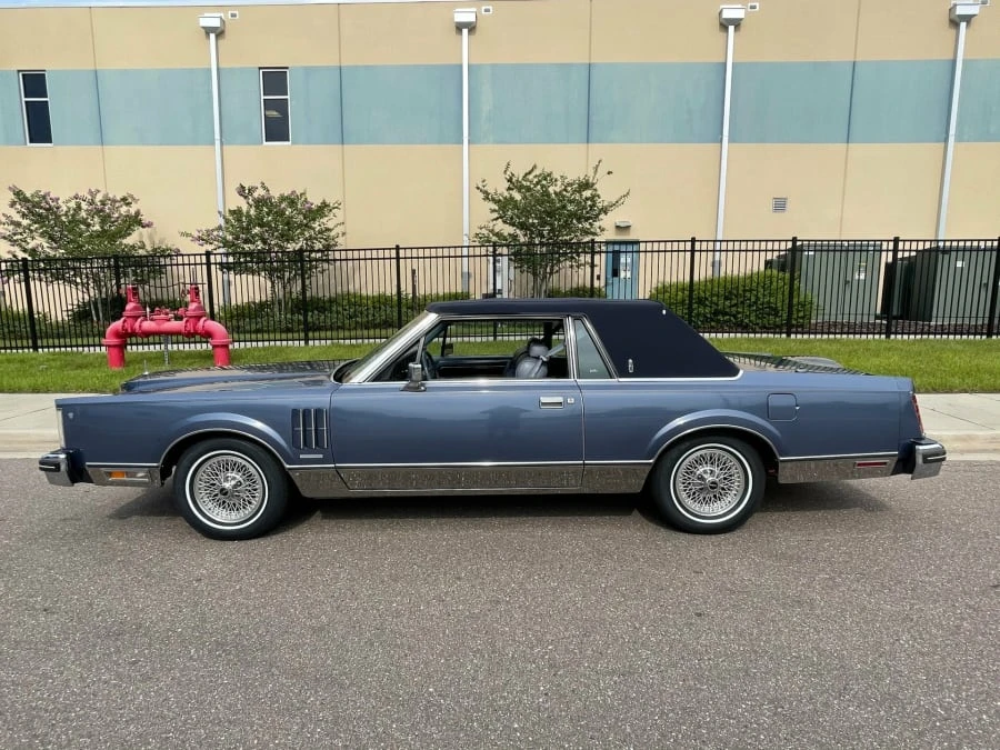 1983 Lincoln Continental Mark VI - Image 2 of 13