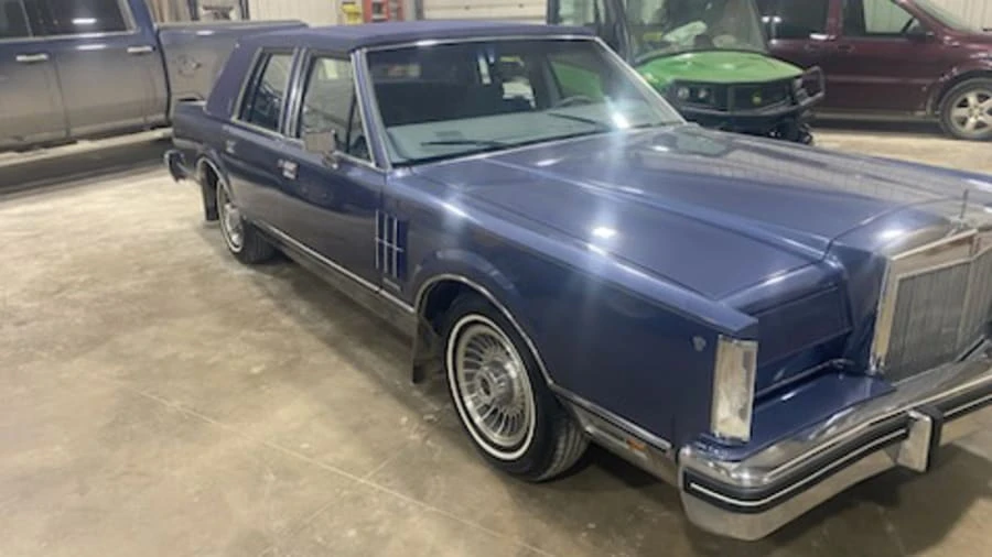 1983 Lincoln Continental Mark VI - Image 4 of 8